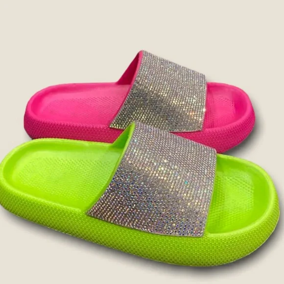 Last Chance! Bamboo White w/ Silver Rhinestone Slip-On Comfort Slide Sandal - Picture 6 of 8